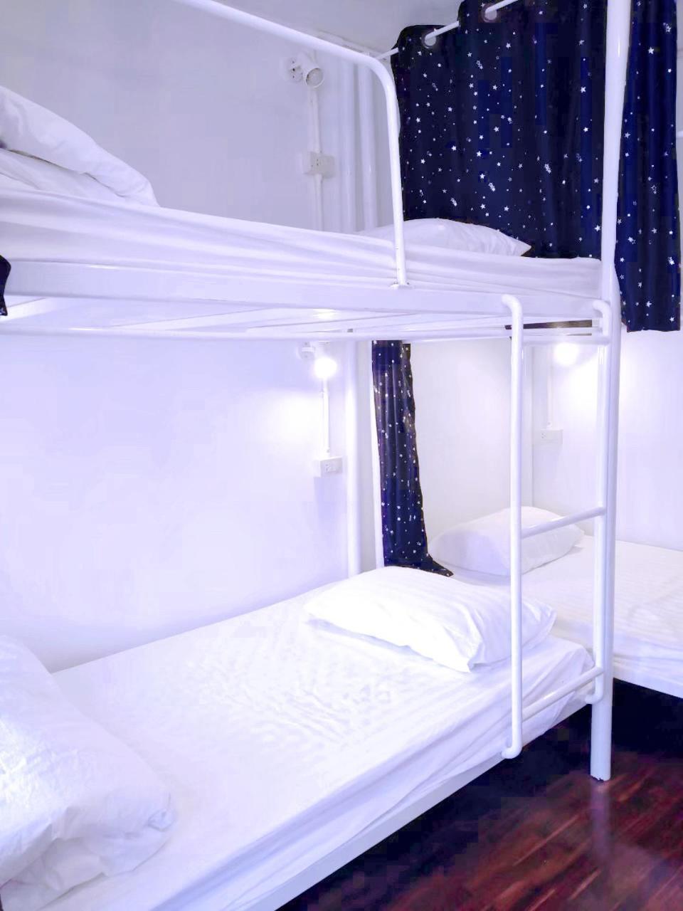 Zleepinezz Hostel Ayutthaya Eksteriør billede