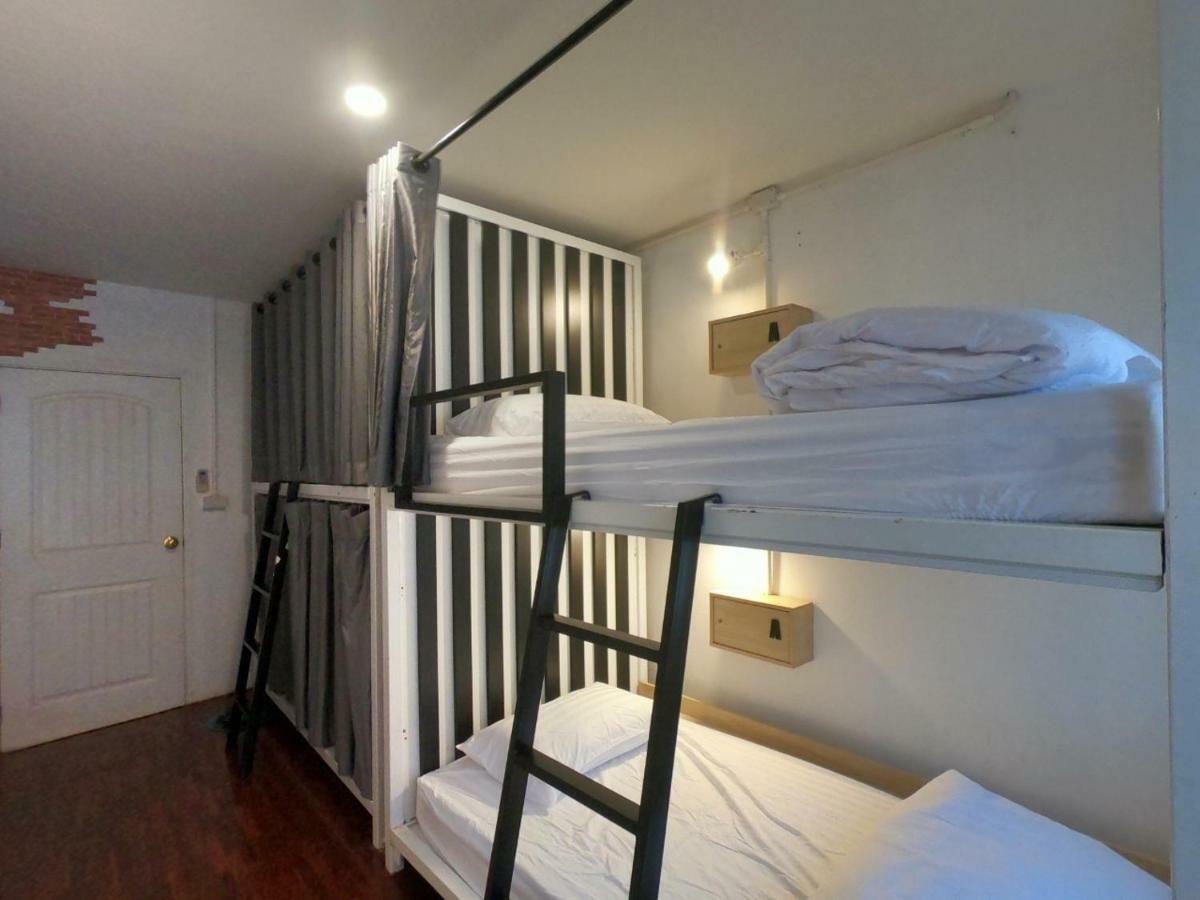 Zleepinezz Hostel Ayutthaya Eksteriør billede